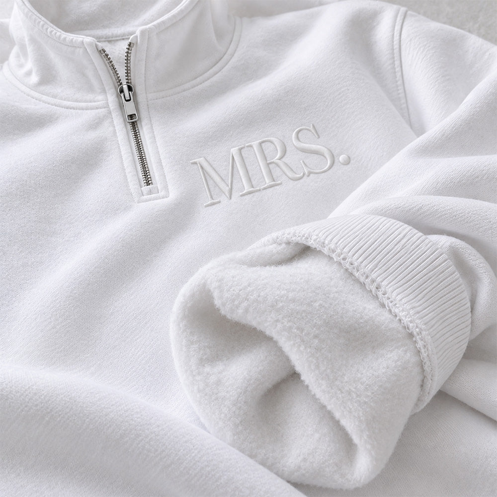 Personalized Bride and Groom Matching Embossed Sweatshirt Set Custom Mr and Mrs Sweatshirts Cozy Honeymoon Outfit Wedding Gift for Newlyweds